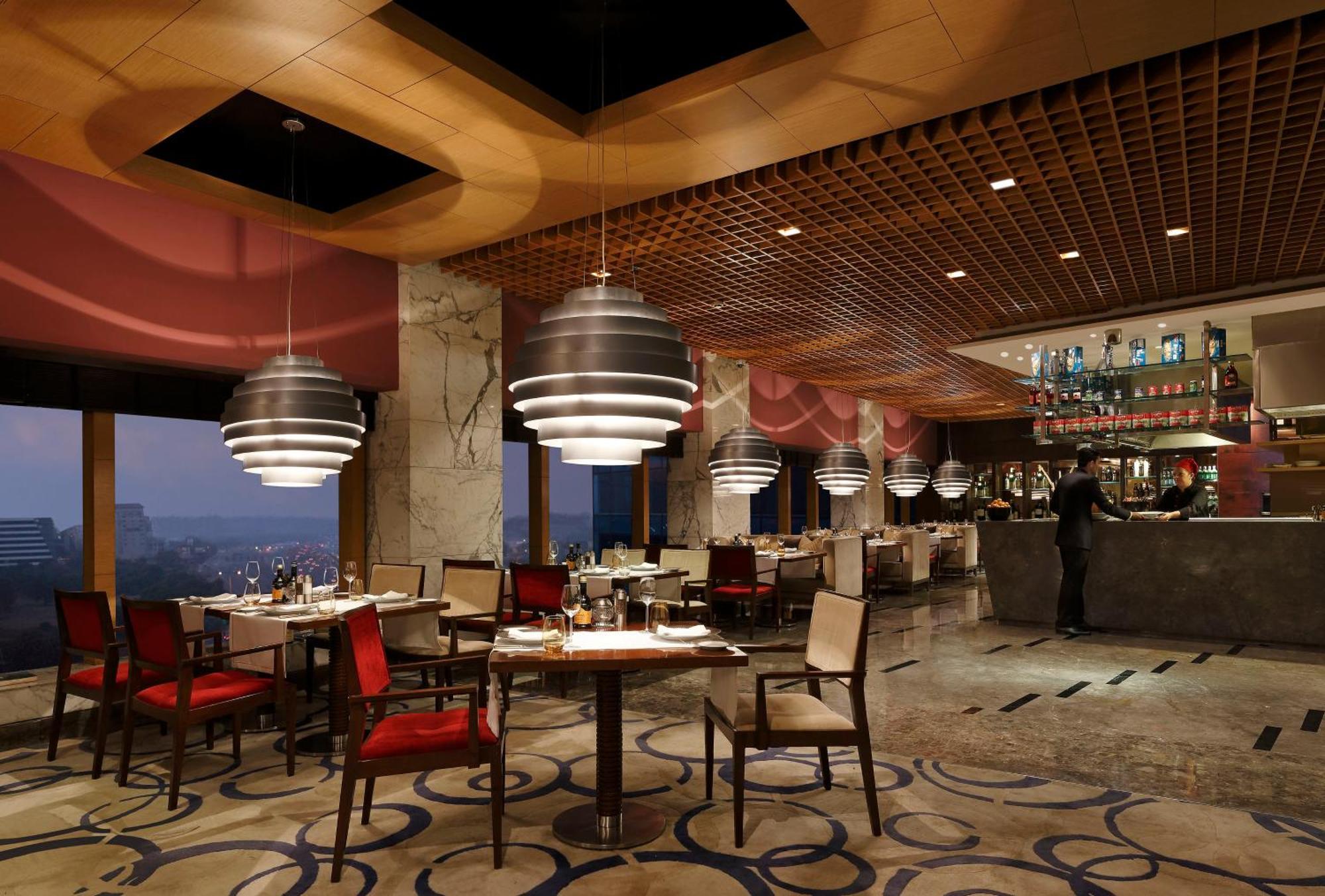 里拉安姆比尔古尔冈酒店及公寓 外观 照片 The restaurant