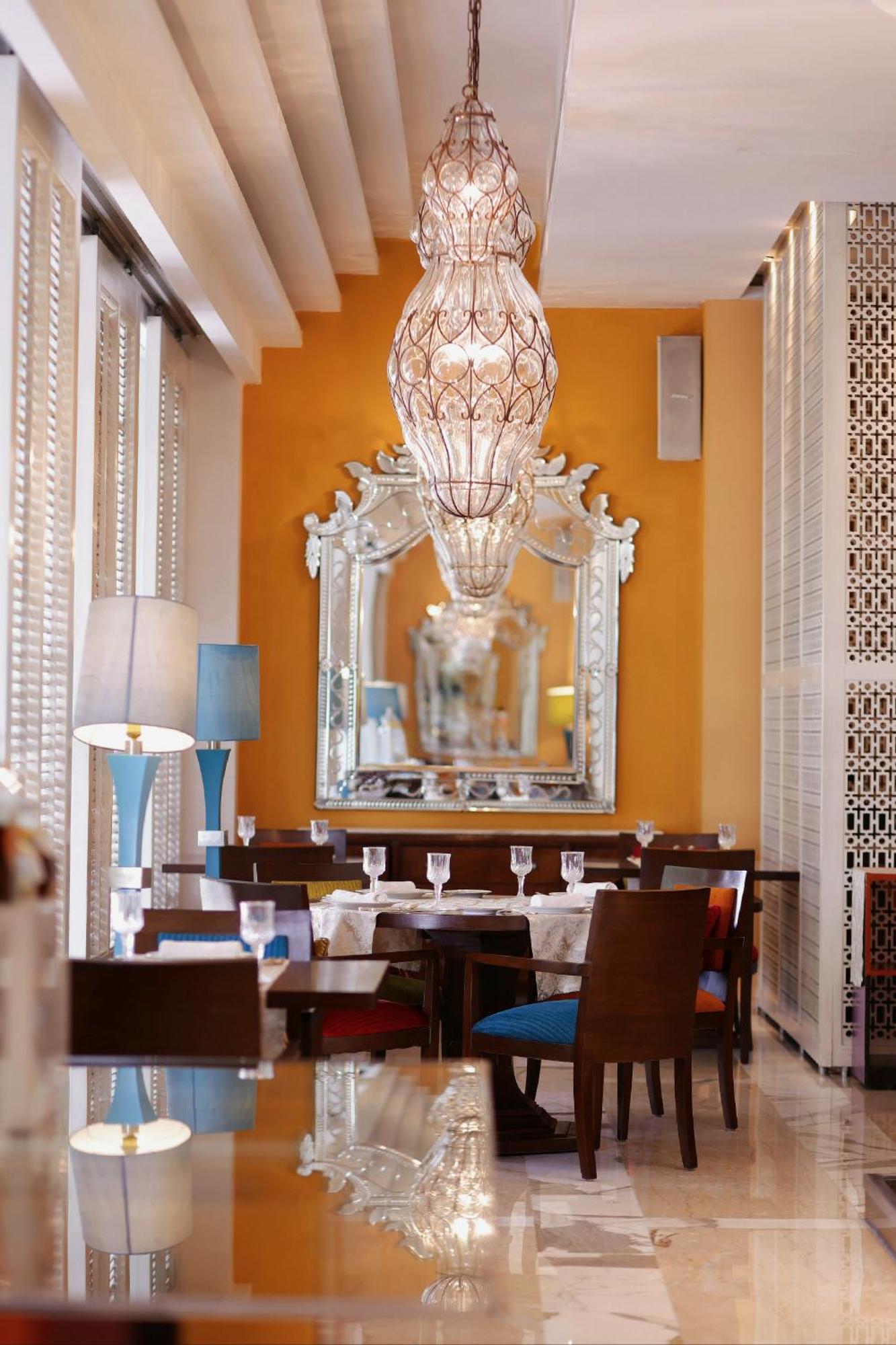 里拉安姆比尔古尔冈酒店及公寓 外观 照片 The restaurant
