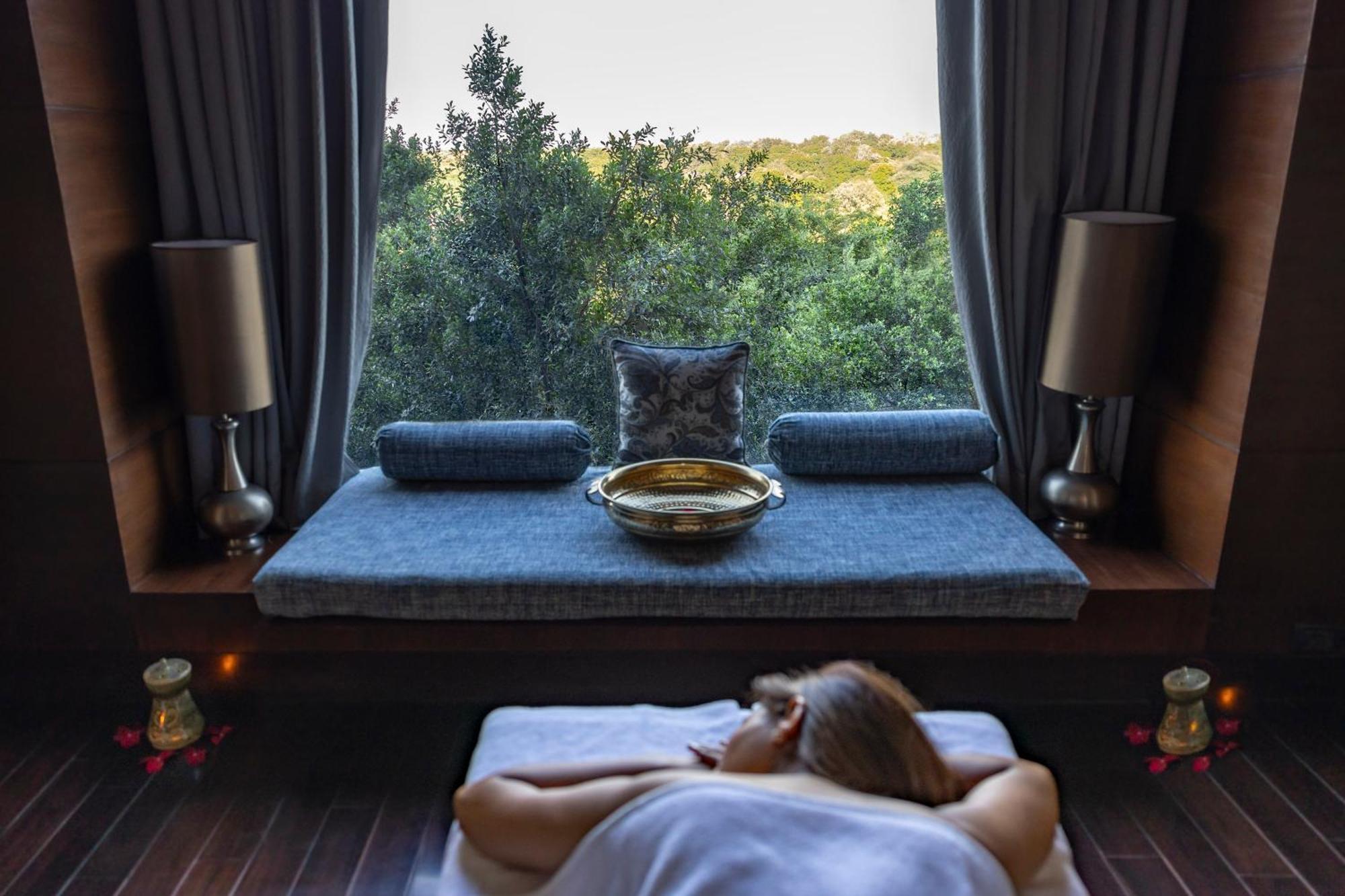 里拉安姆比尔古尔冈酒店及公寓 外观 照片 Spa at The Westin Athens