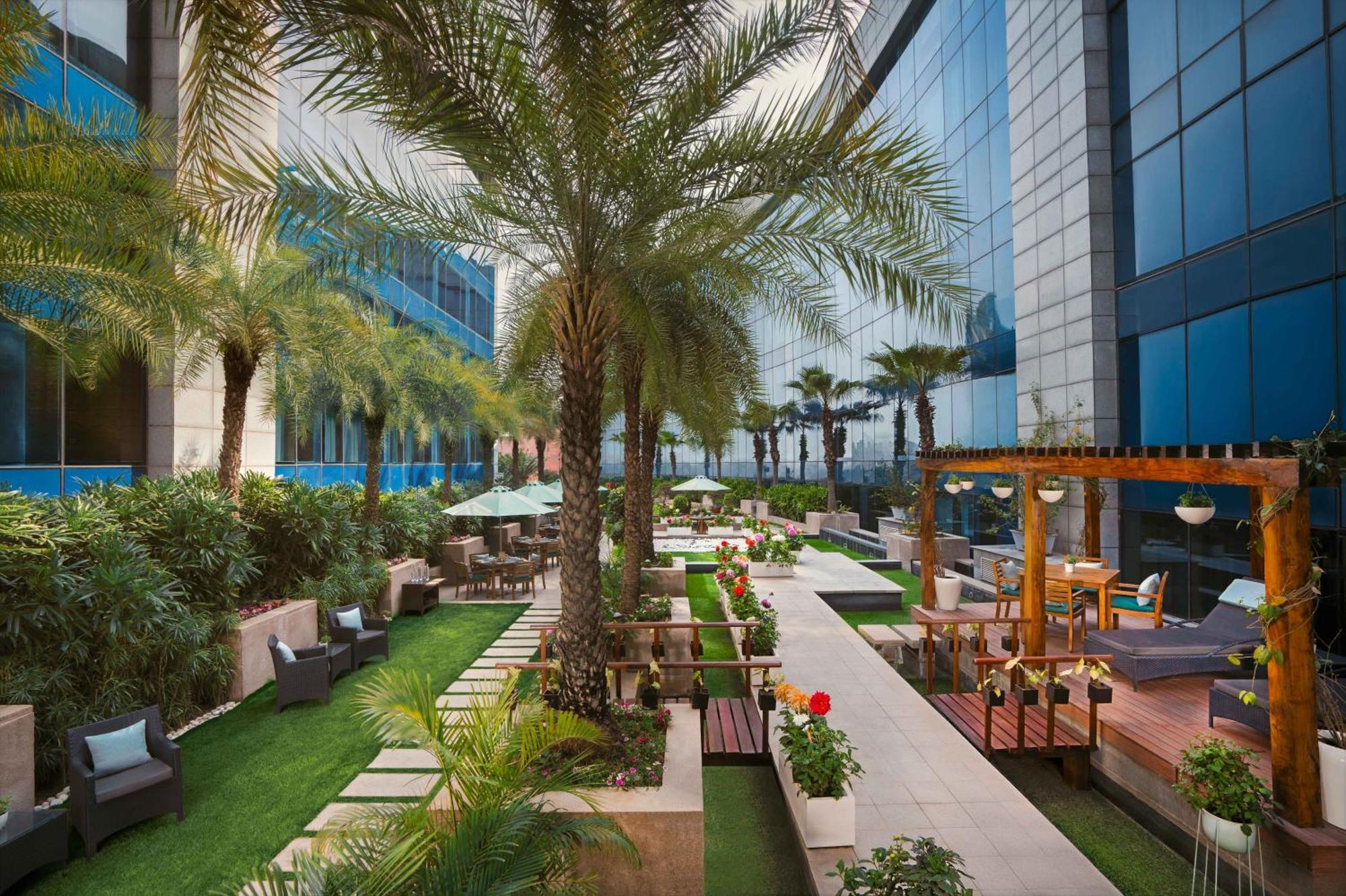 里拉安姆比尔古尔冈酒店及公寓 外观 照片 The Park, Hyderabad